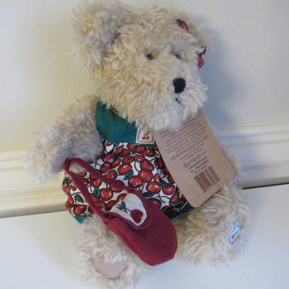 "Tia...Cherry Jubilee" #65126-1 Boyds Bear Collection - Picture 1 of 7